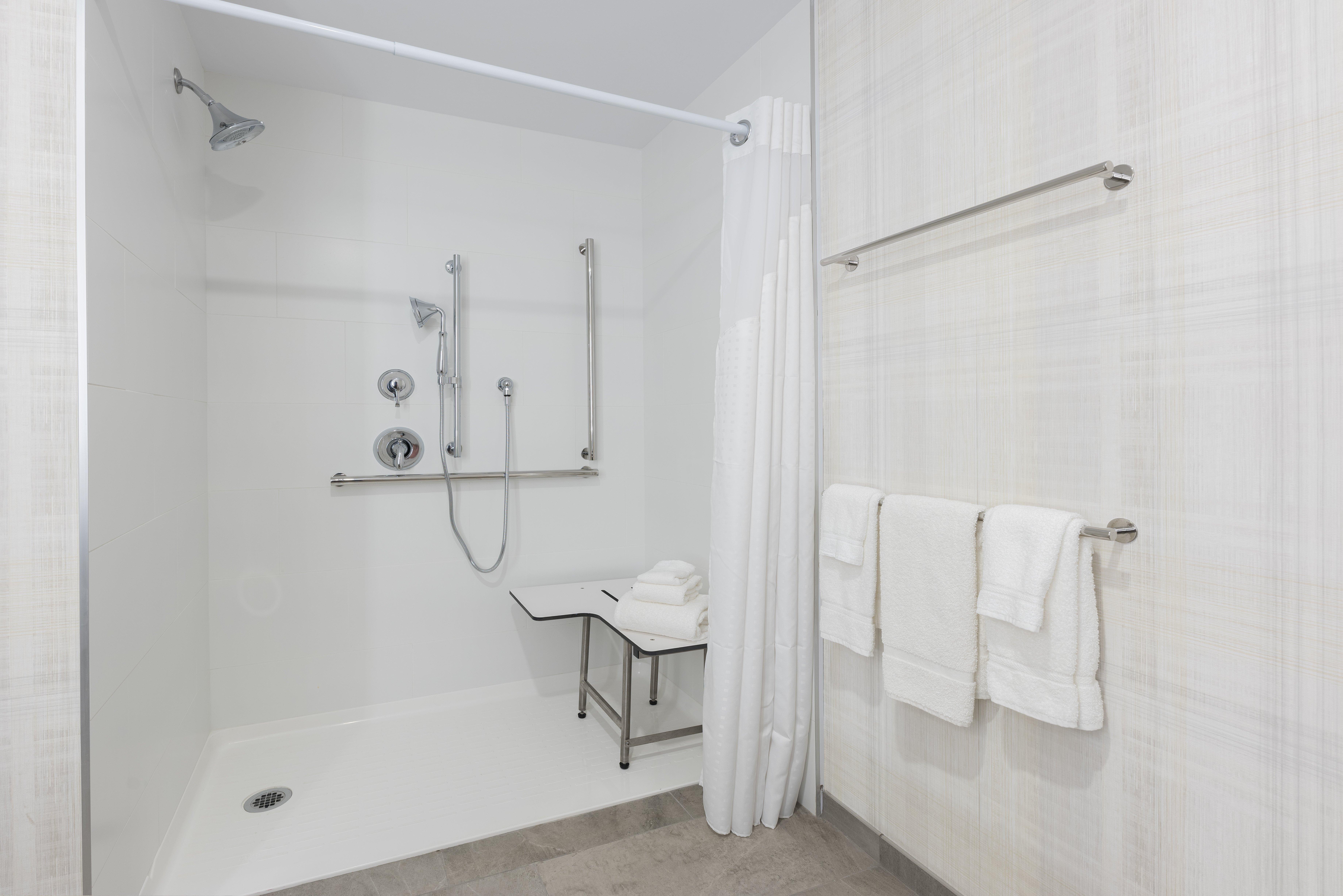 Holiday Inn Express & Suites Moncton By Ihg Екстериор снимка