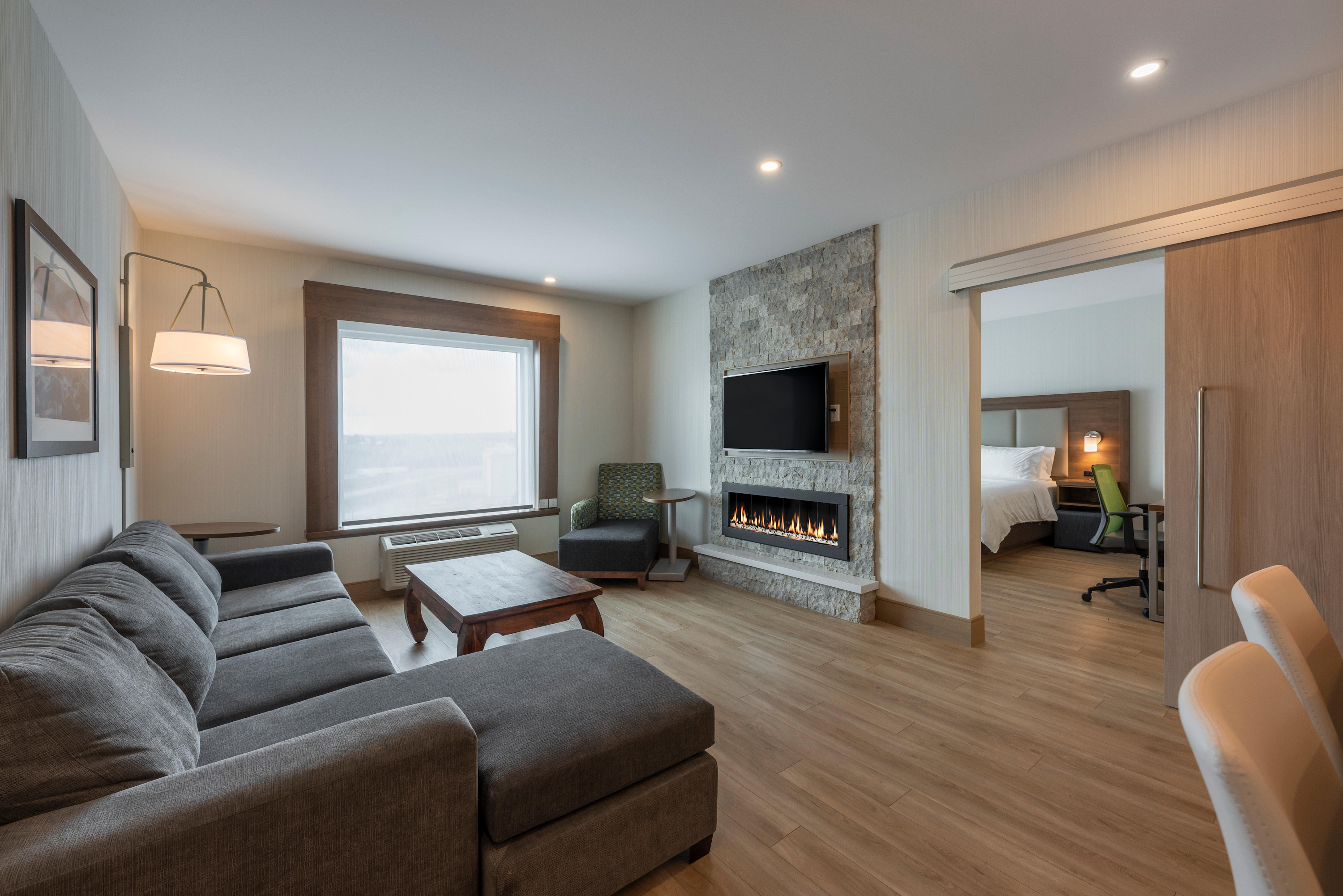 Holiday Inn Express & Suites Moncton By Ihg Екстериор снимка